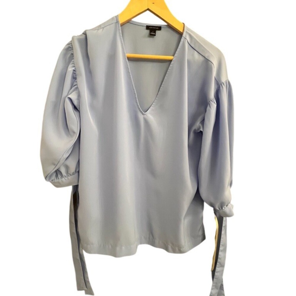 Ann Taylor Blouse Womens Size S Light Blue V-Neck Puff 3/4 Sleeve Tie